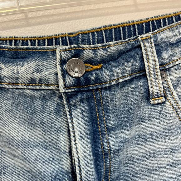 Aerie Distressed Denim Cutoff Shorts Light Wash Raw Hem Casual Summer S - Picture 5 of 8